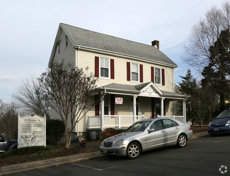 35 Horner St, Warrenton, VA for sale - Primary Photo - Image 1 of 5
