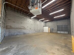 6505 Pulaski Hwy, Rosedale, MD à louer Photo intérieure- Image 2 de 4