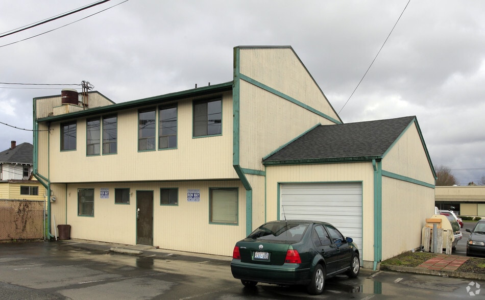 2120 Broadway, Everett, WA à louer - Photo du bâtiment - Image 2 de 2