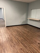 5600 Brainerd Rd, Chattanooga, TN for lease Building Photo- Image 2 of 6