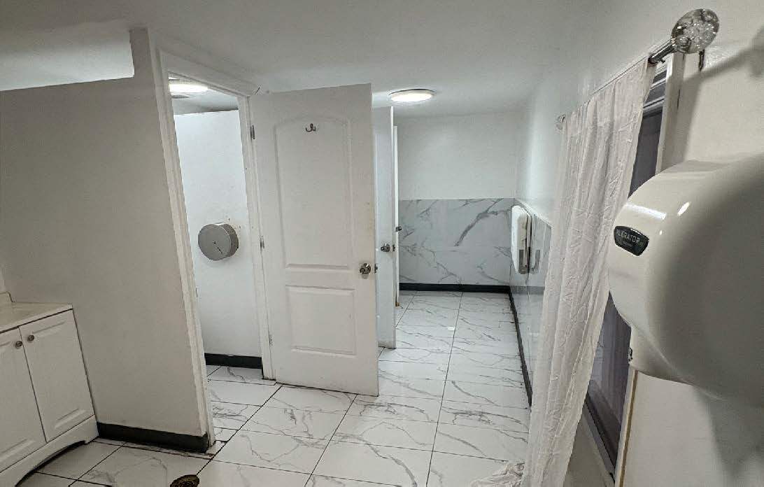 1542 Fulton St, Brooklyn, NY for lease Interior Photo- Image 1 of 3