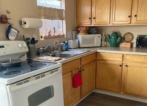 1413 N Columbus Blvd, Tucson, AZ à vendre - Photo du bâtiment - Image 3 de 11