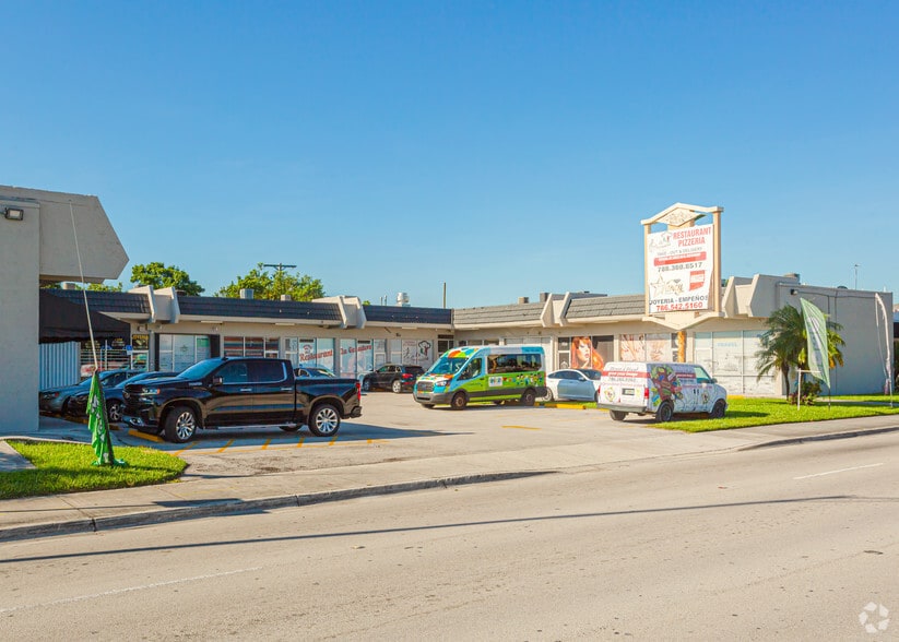 7832-7858 Coral Way, Miami, FL for lease - Building Photo - Image 1 of 5