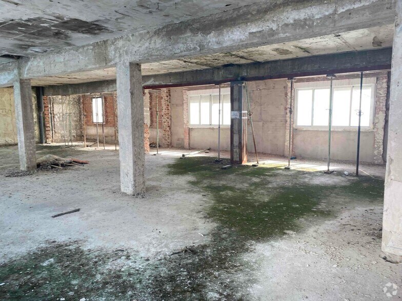 Industrial in Madrid, Madrid for sale - Primary Photo - Image 1 of 4