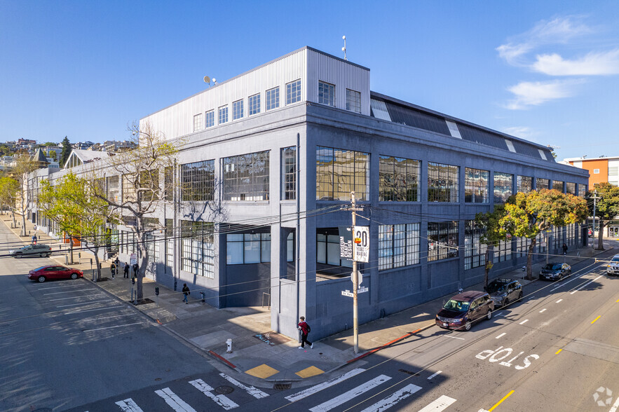 444 De Haro St, San Francisco, CA à louer - Photo du bâtiment - Image 1 de 1