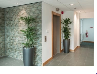 261 Low Ln, Leeds for lease Primary Photo- Image 1 of 3