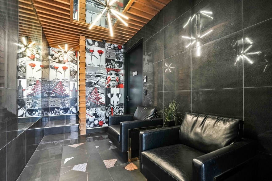 6326 New Utrecht Ave, Brooklyn, NY for sale - Building Photo - Image 3 of 17