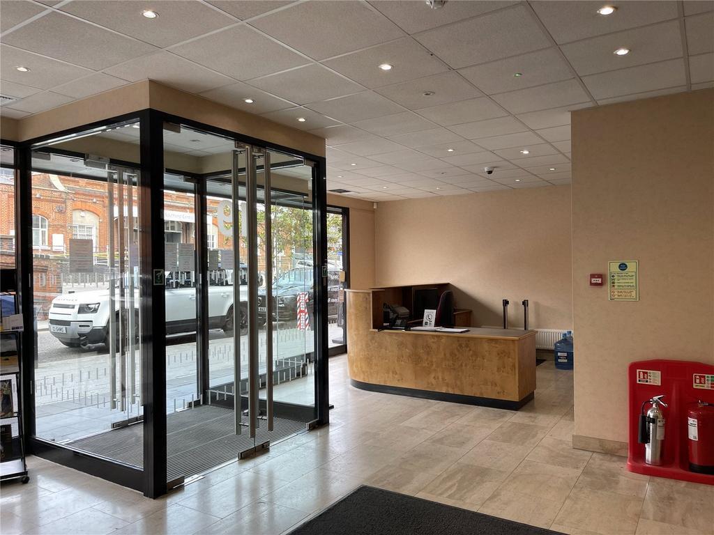 19-20 Clifftown Rd, Southend On Sea for lease Building Photo- Image 1 of 7