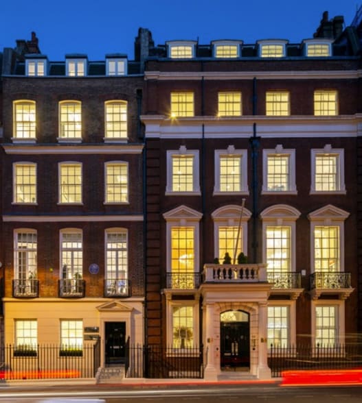 59-60 Grosvenor St, Londres à louer - Photo du bâtiment - Image 2 de 111