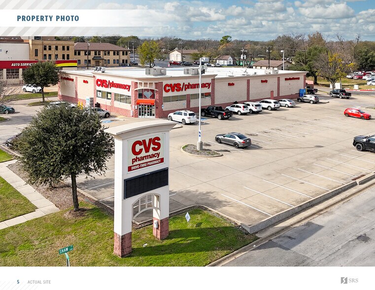 614 W Henderson St, Cleburne, TX à vendre - Photo du bâtiment - Image 3 de 10