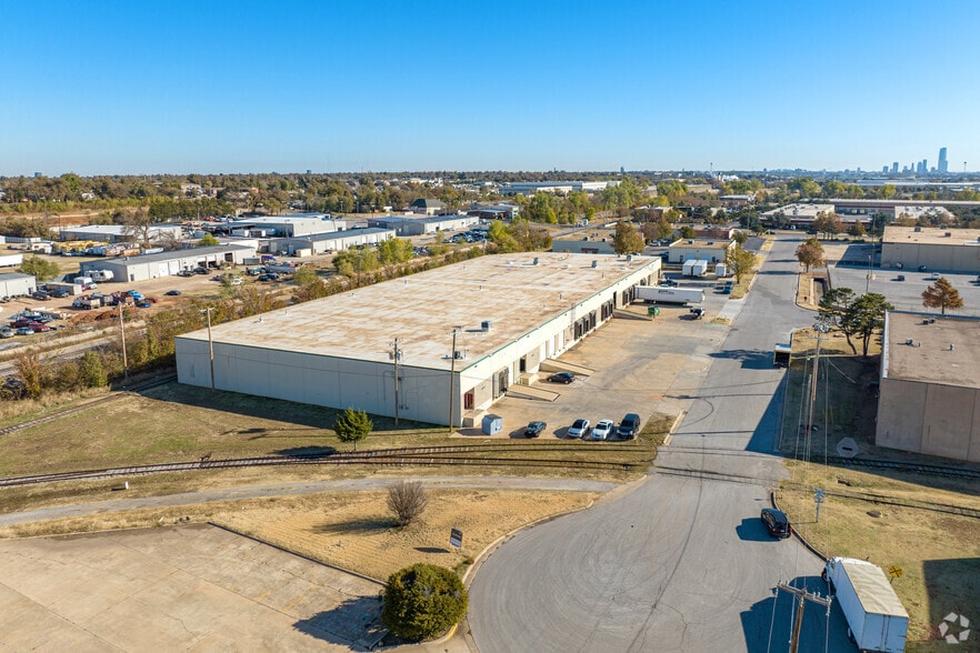 4601-4627 NW 3rd St, Oklahoma City, OK for lease - Aerial - Image 2 of 5