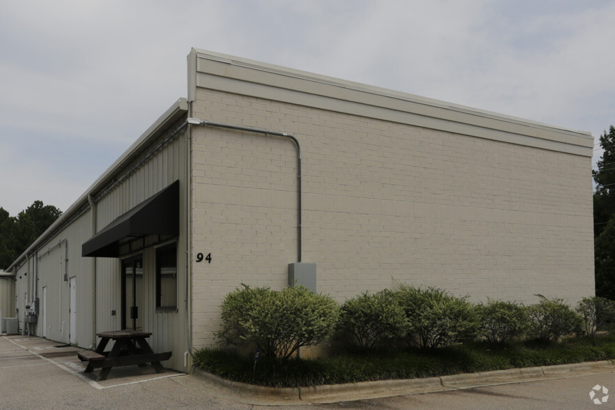 60-94 Wheaton Dr, Youngsville, NC for lease - Building Photo - Image 3 of 6