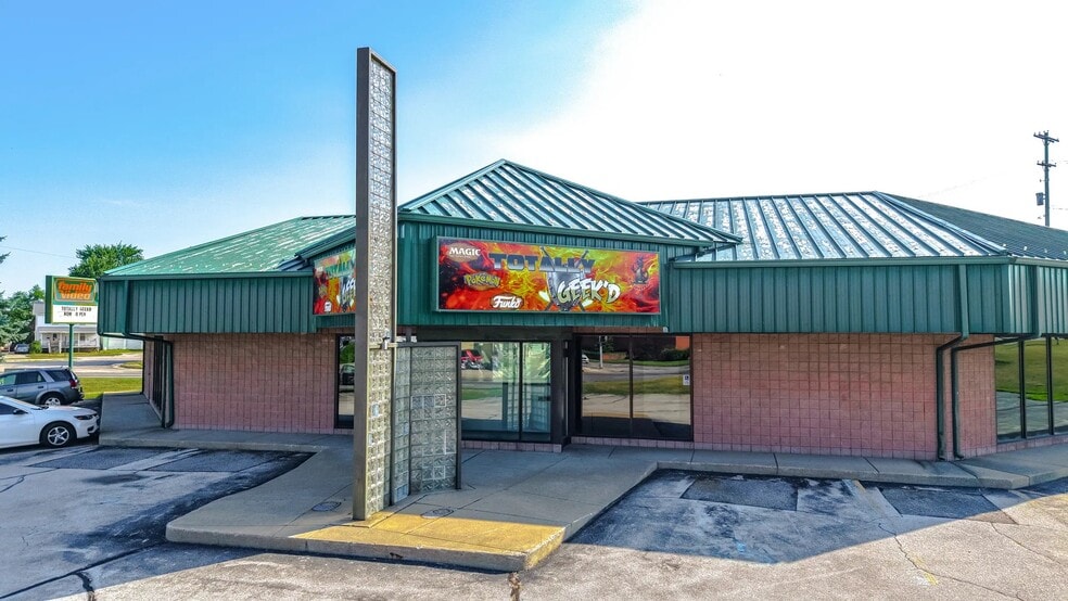 411 S Henry St, Bay City, MI for lease - Building Photo - Image 2 of 7