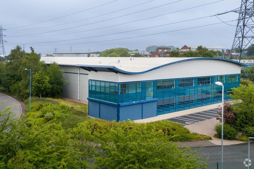 Golds Hill Way, Tipton for lease - Building Photo - Image 3 of 4