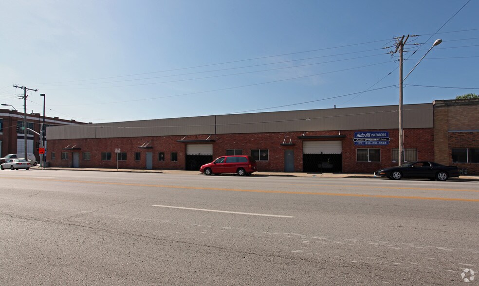 2501-2507 E Truman Rd, Kansas City, MO à vendre - Photo du bâtiment - Image 2 de 4