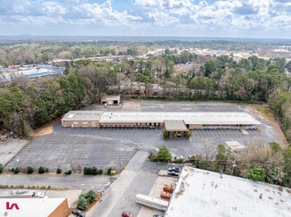 Plus de détails pour 5000 Kristie Way, Chamblee, GA - Industriel à vendre