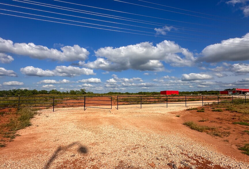 3567 HWY 84 Hwy, Tuscola, TX à louer - Photo du bâtiment - Image 3 de 10
