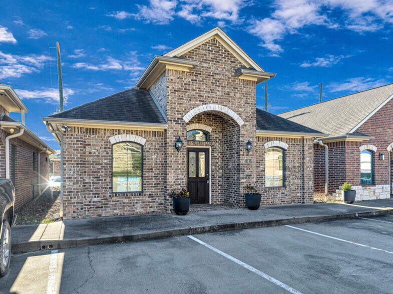 21418 Provincial Blvd, Katy, TX à louer - Photo du bâtiment - Image 2 de 31