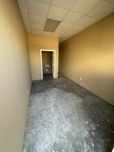 3210-3354 E FM 528 Rd, Friendswood, TX à louer Photo intérieure- Image 2 de 4