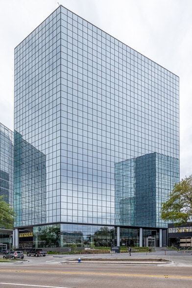 820 Gessner Rd, Houston, TX for lease - Building Photo - Image 2 of 26