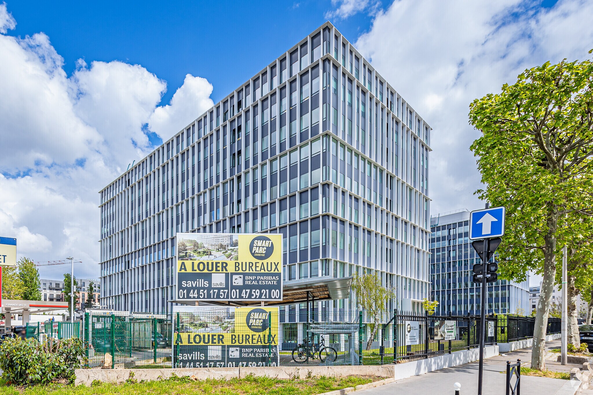 11 Dubonnet Av, Courbevoie à louer Photo principale- Image 1 de 5