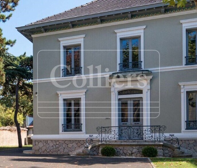 223 Route De Vienne, Lyon for sale - Building Photo - Image 1 of 5