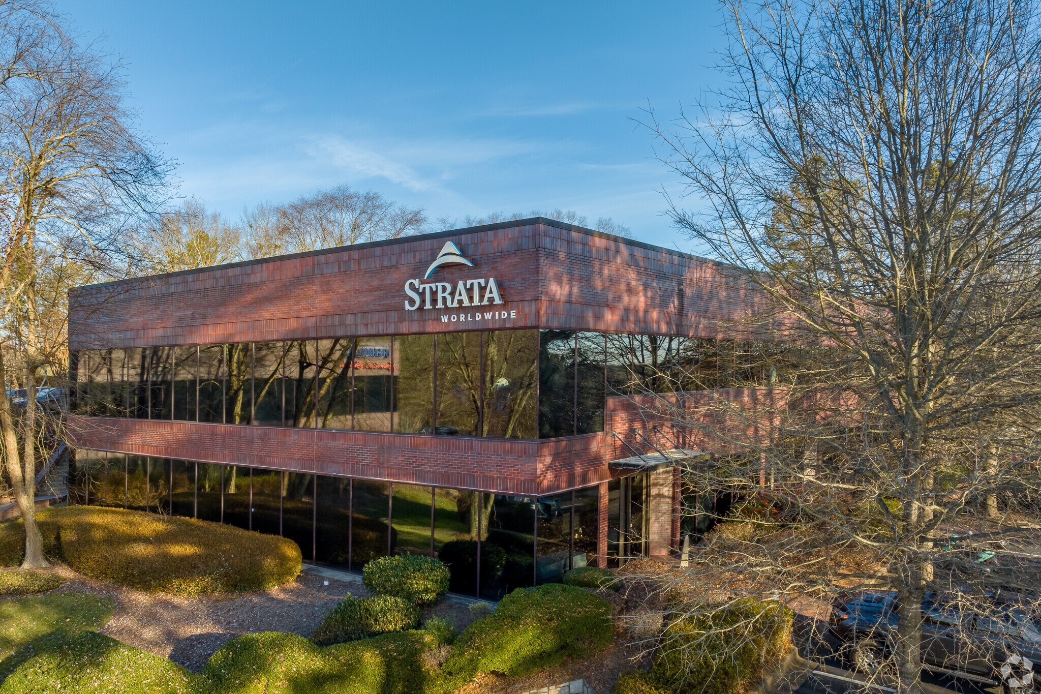 8800 Roswell Rd, Atlanta, GA for lease Building Photo- Image 1 of 8