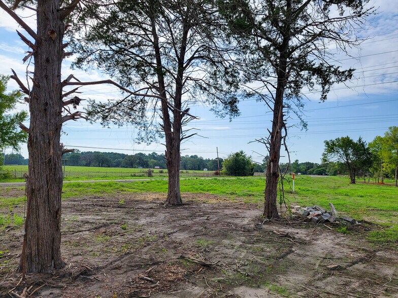 FM 980 & Hill St., Riverside, TX à vendre - Photo du bâtiment - Image 2 de 10