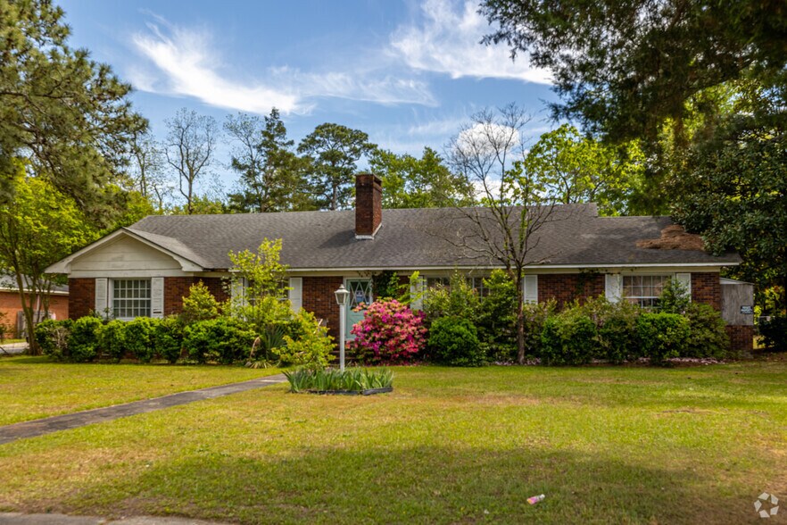 818 S Cashua Dr, Florence, SC à vendre - Photo principale - Image 1 de 1