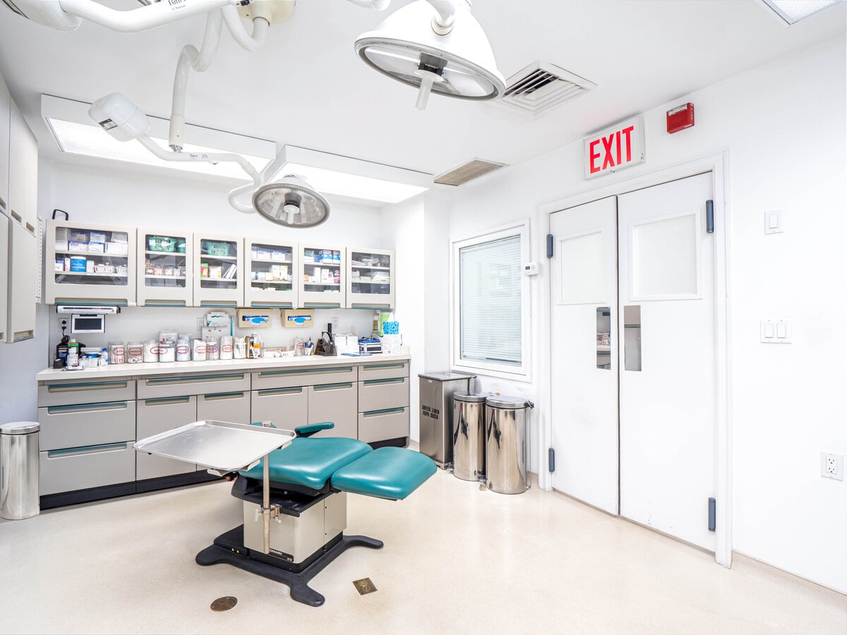 900 Park Ave, New York, NY 10075 - Unité NR2 - - Photo intérieure - Image 2 of 12
