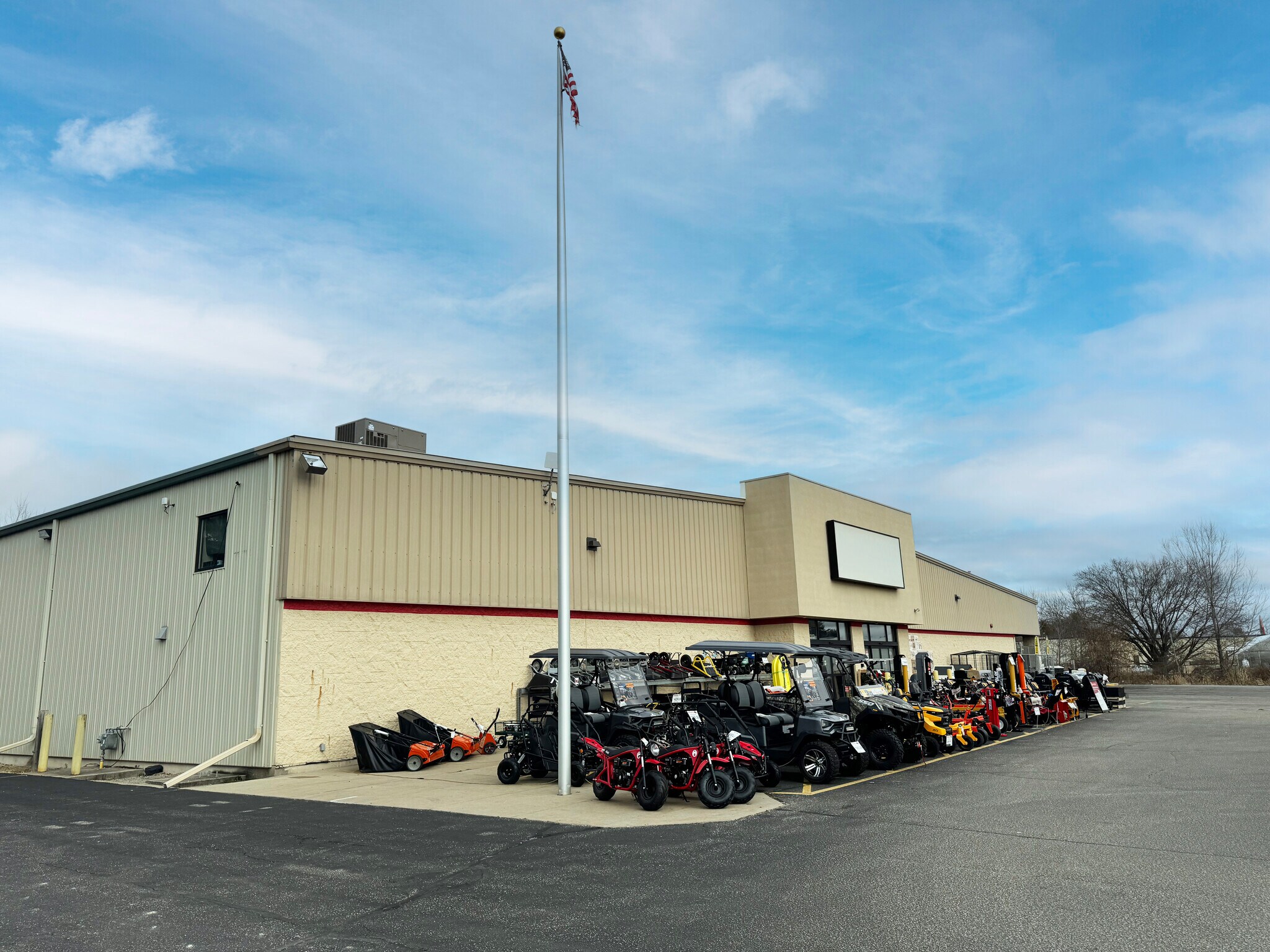 1313 E Green Bay St, Shawano, WI à louer Photo du bâtiment- Image 1 de 7