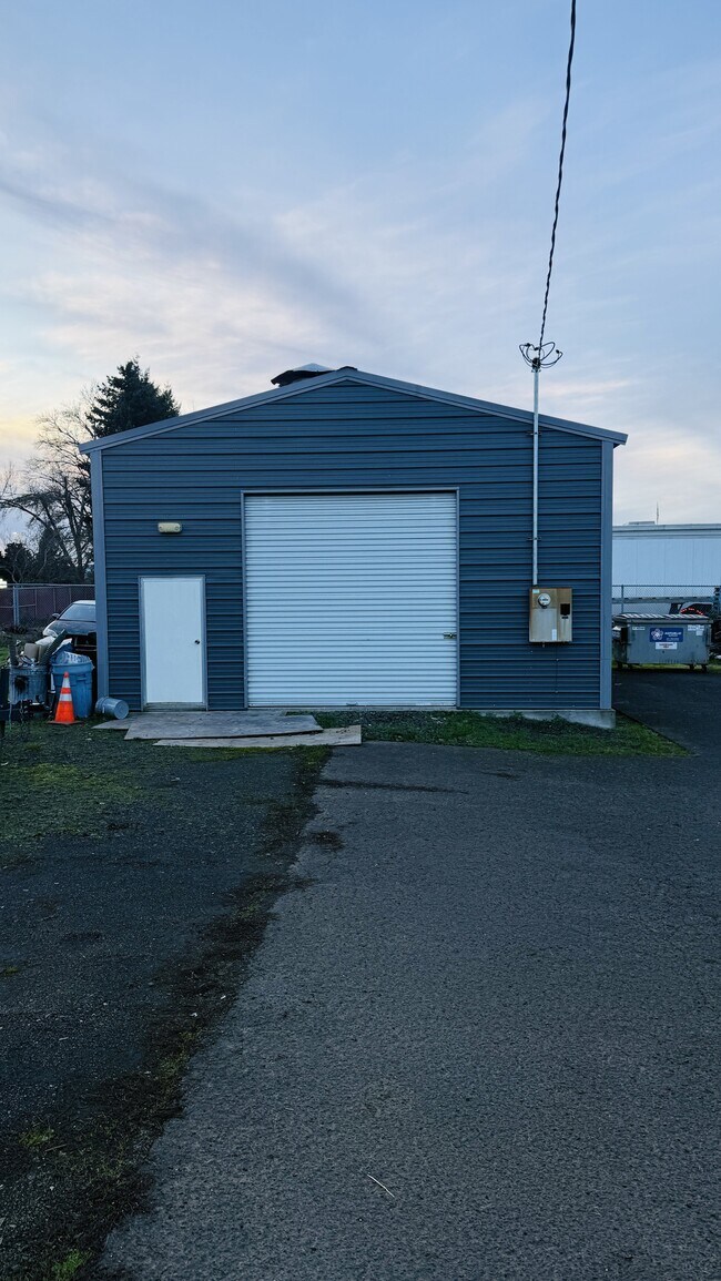 More details for 201 NE Polk Station Rd, Dallas, OR - Flex for Lease