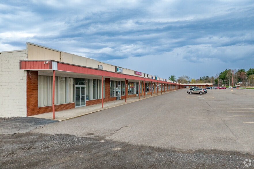 219 County Route 57, Phoenix, NY à vendre - Photo principale - Image 1 de 4