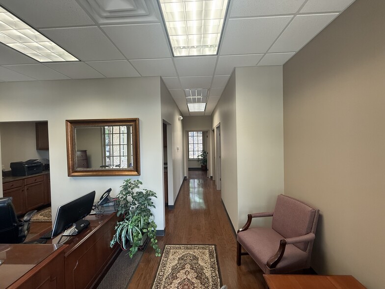 244 Inverness Center Dr, Birmingham, AL for sale - Building Photo - Image 2 of 4