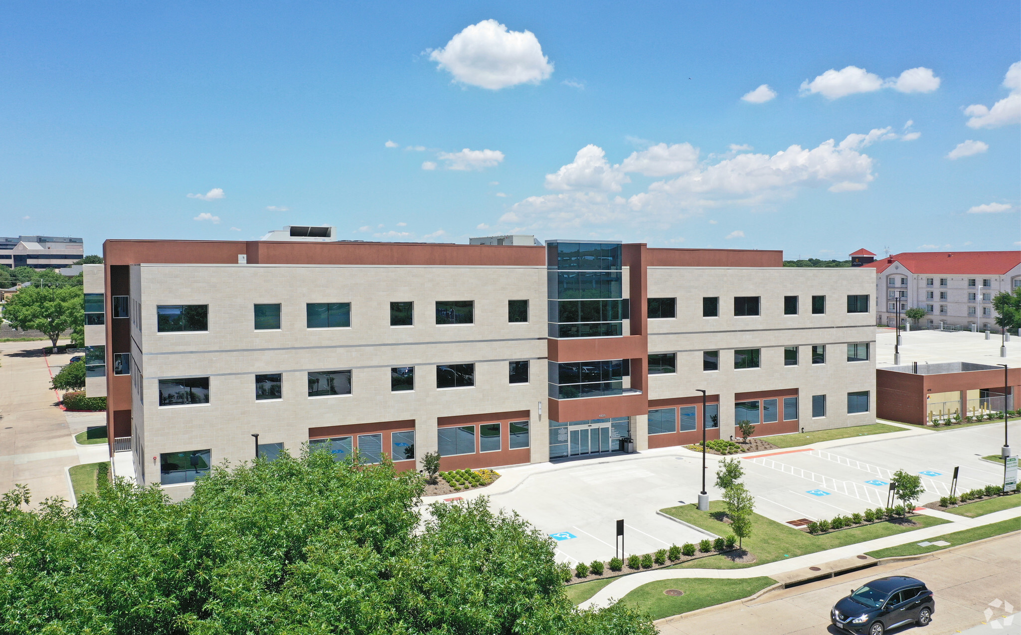 4825 Alliance Blvd, Plano, TX for lease Building Photo- Image 1 of 8