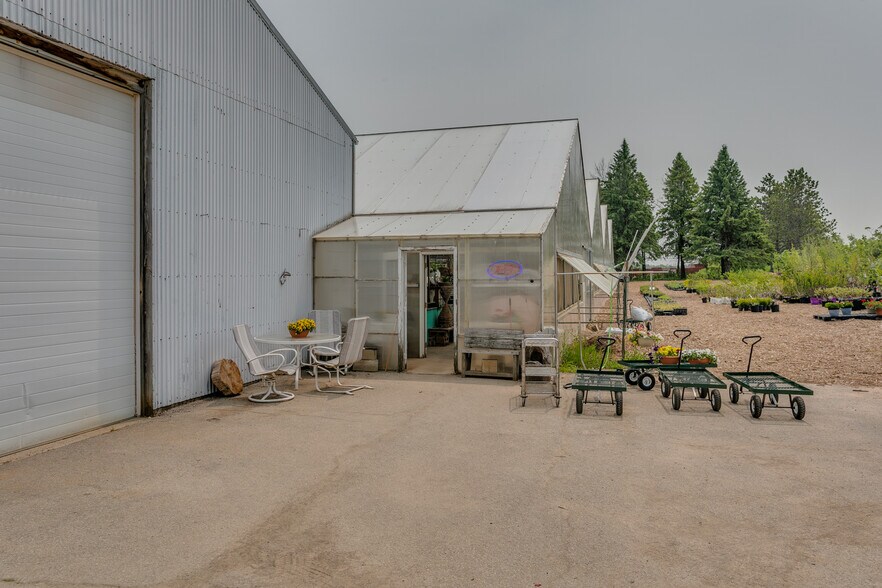 2015 County Road II, Neenah, WI à vendre - Photo du bâtiment - Image 3 de 43