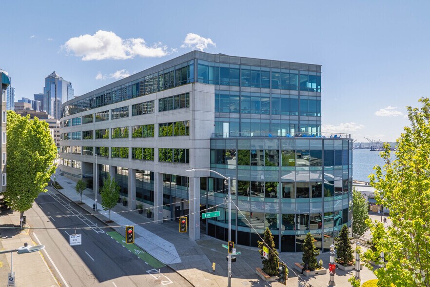 2211 Elliott Ave, Seattle, WA à louer - Photo du bâtiment - Image 3 de 6