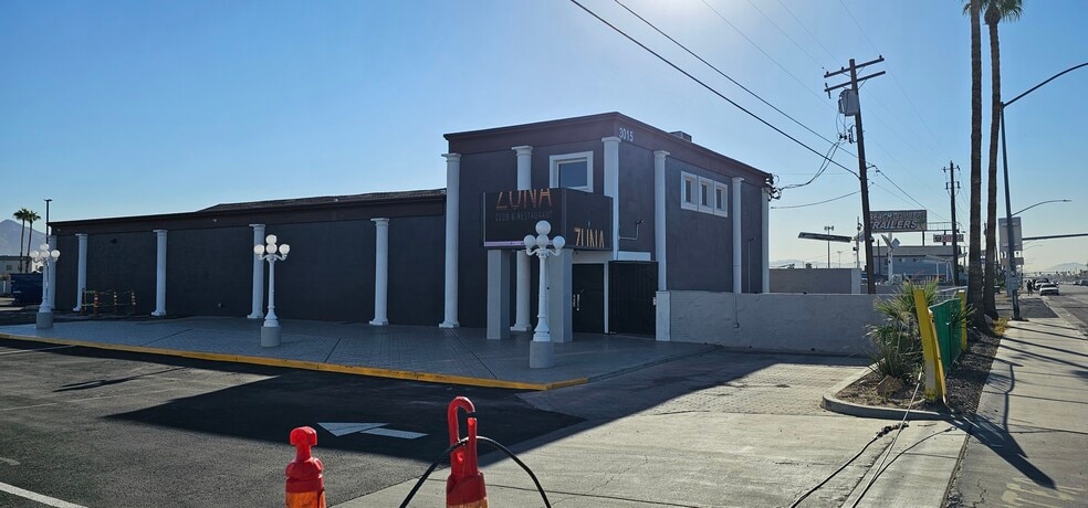 3015 Fremont St, Las Vegas, NV for sale - Primary Photo - Image 1 of 28