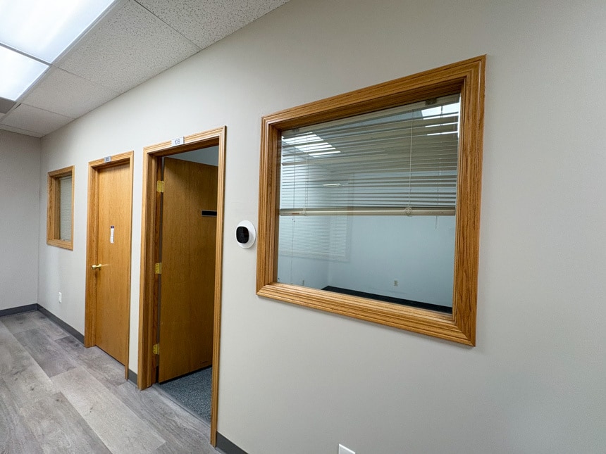 1020 Cedar Ave, St Charles, IL for lease Interior Photo- Image 1 of 5