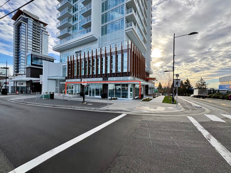 1030 Ridgeway Av, Coquitlam, BC for lease - Building Photo - Image 2 of 8