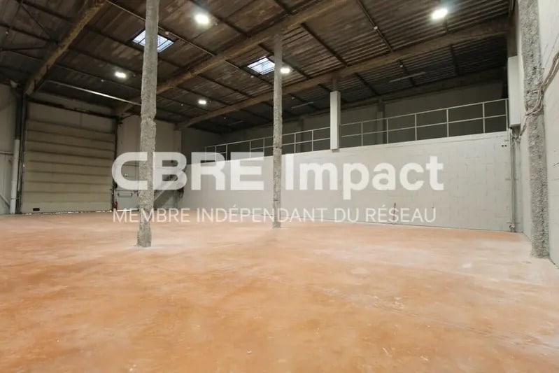 140 Avenue Jean Moulin, Marsannay-la-Côte for lease - Interior Photo - Image 2 of 10