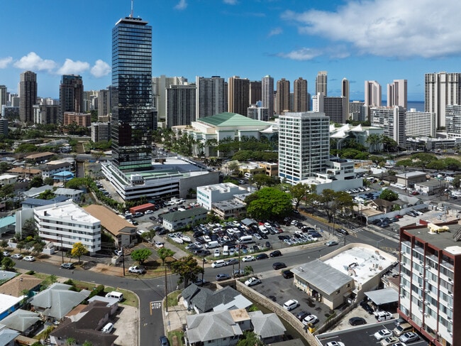 More details for 1700-1722 Kalakaua Ave, Honolulu, HI - Land for Sale