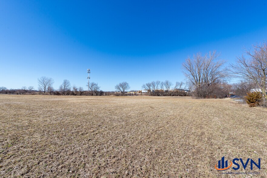 31 W 255 Roosevelt Rd, West Chicago, IL à vendre - Photo du bâtiment - Image 3 de 5