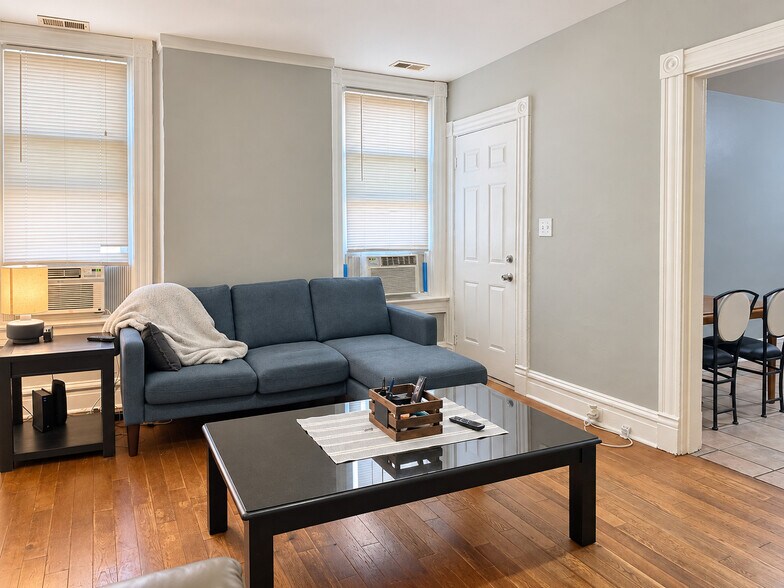 4500 Virginia Ave, Saint Louis, MO à vendre - Photo du bâtiment - Image 2 de 9