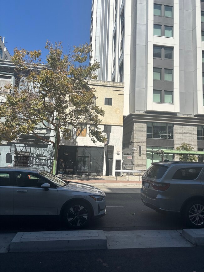 Plus de détails pour 614 14th St, Oakland, CA - Commerce de détail à louer