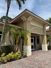 300-322 NW Bethany Dr, Port Saint Lucie, FL for lease Interior Photo- Image 1 of 10