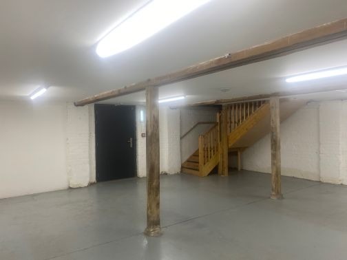 Salisbury Rd, Abbotts Ann for lease Interior Photo- Image 1 of 2