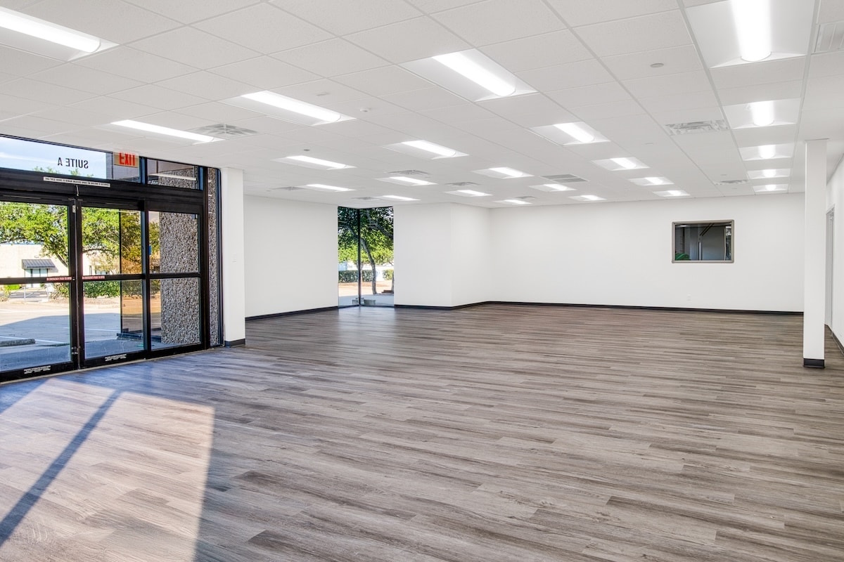 2020 Rutland Dr, Austin, TX à louer Photo intérieure- Image 1 de 10