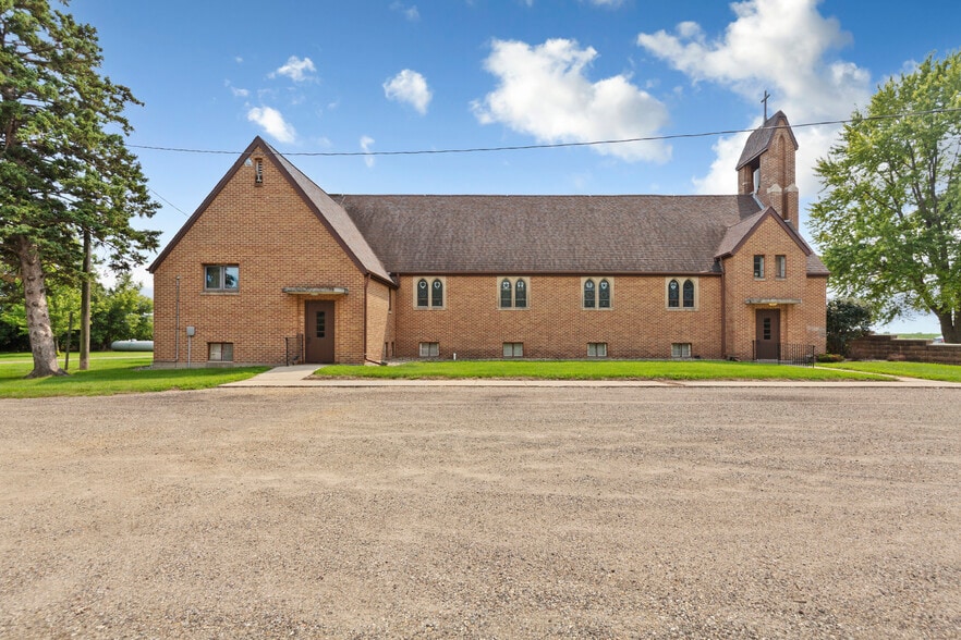 31184 W Wilton River Rd, Waseca, MN for sale - Building Photo - Image 3 of 10