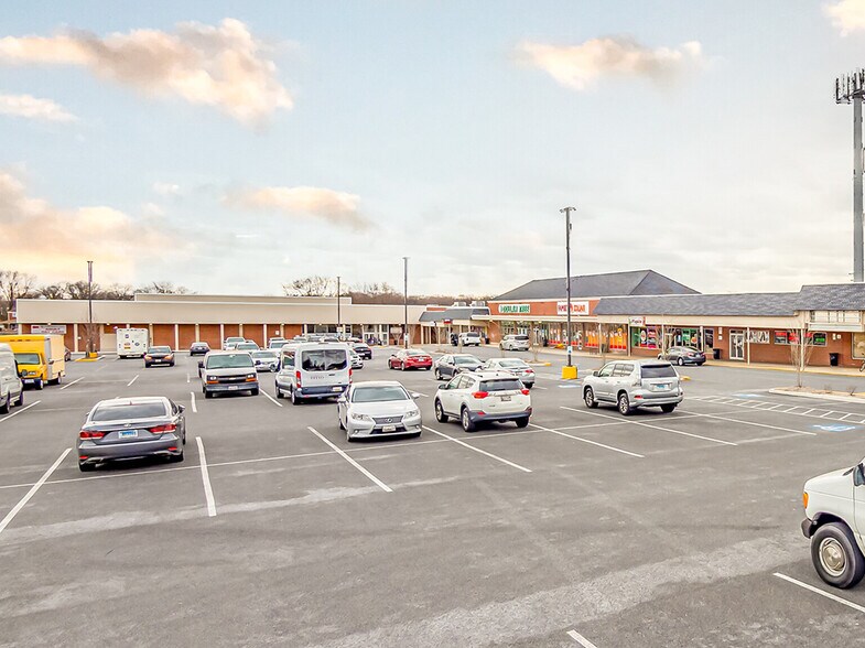 132 Back River Neck Rd, Baltimore, MD à louer - Photo du bâtiment - Image 2 de 5